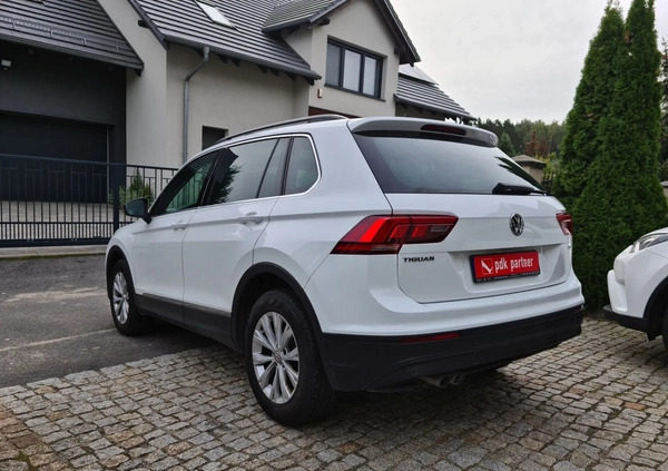 Volkswagen Tiguan cena 107999 przebieg: 55000, rok produkcji 2019 z Złoty Stok małe 704